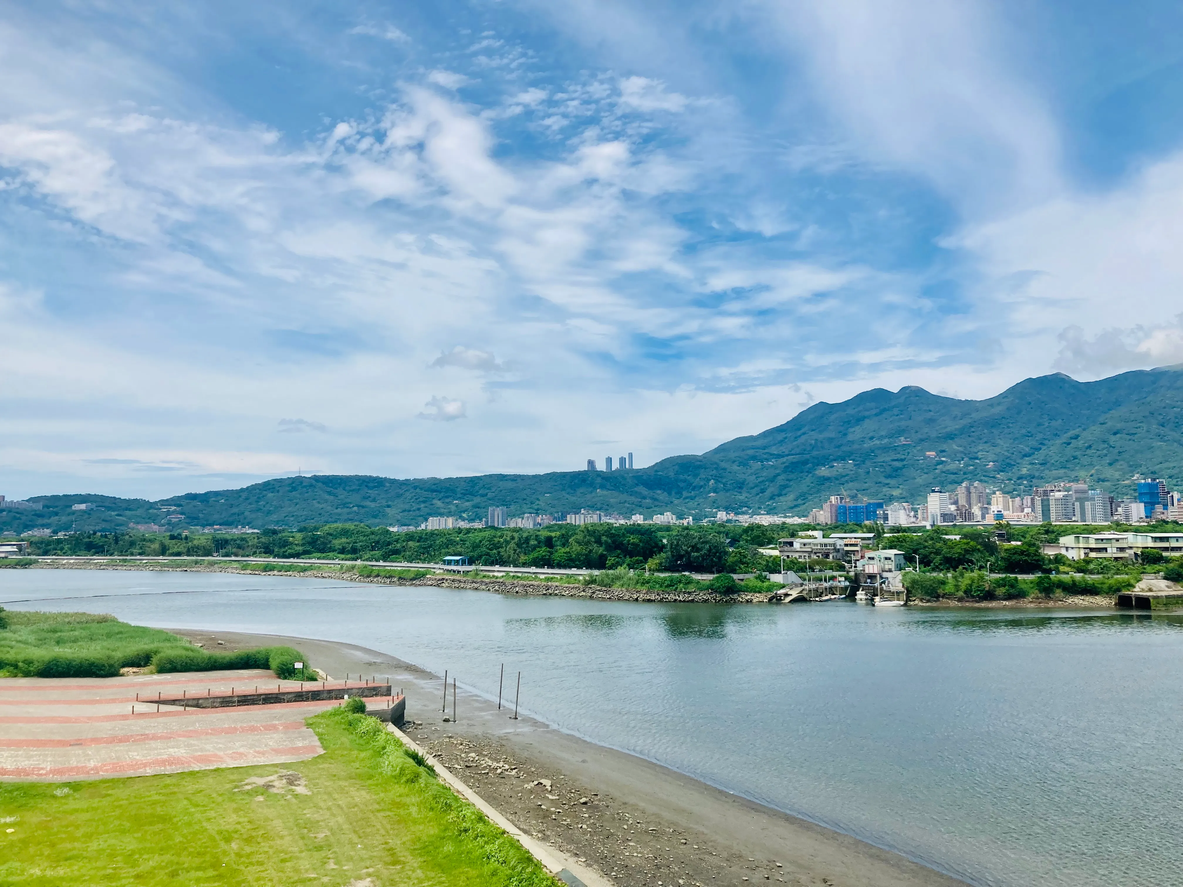 台北河濱單車道