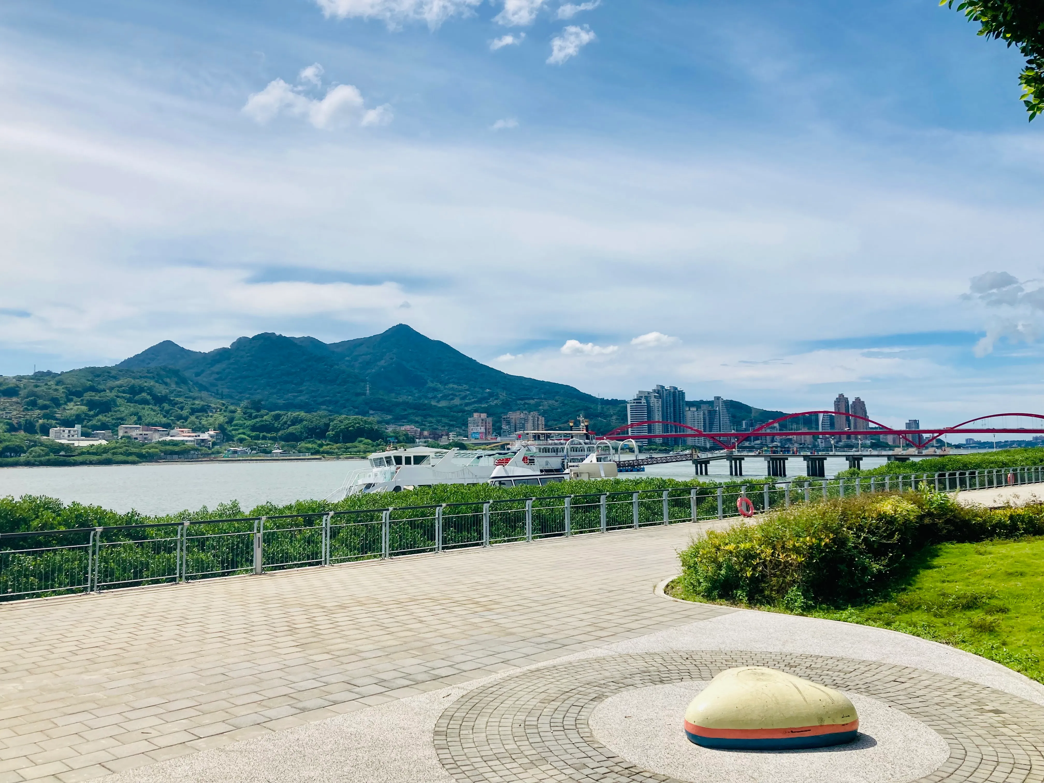 台北河濱單車道